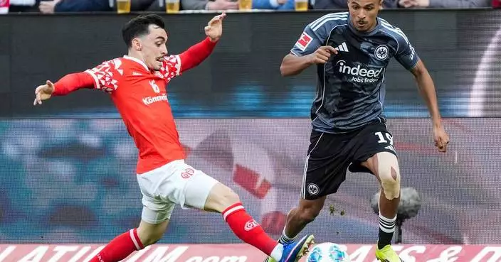 World Cup hero Götze omitted as Frankfurt loses Bundesliga derby 2-1 in Mainz