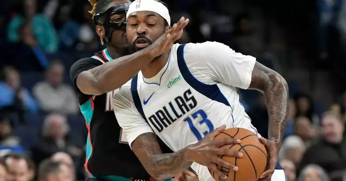 Khris Middleton’s fourth-quarter burst snaps Dallas’ skid with a 120-112 victory over Grizzlies