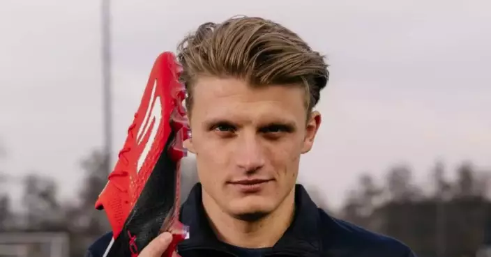Footballer Sem Steijn Joins Team Skechers