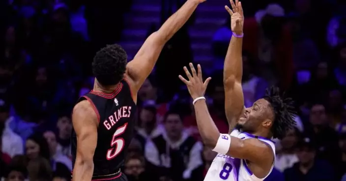 Quentin Grimes' late free throws help the 76ers send the Jazz to a 7th straight loss