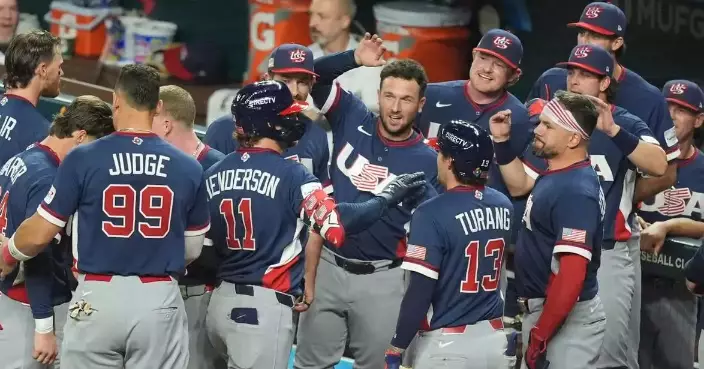 Henderson starts at third for US over Bregman, then homers in WBC