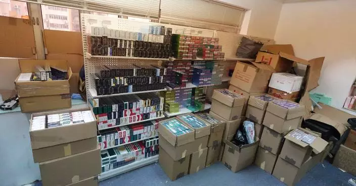 Hong Kong Customs Seizes 76,000 Illicit Cigarettes and Arrests One in Mong Kok Operation