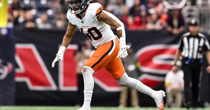 Broncos keeping their core intact. Linebacker Alex Singleton returns as Dre Greenlaw exits