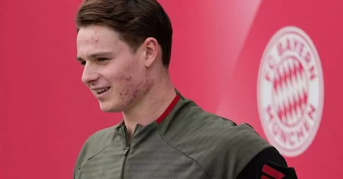 Bayern goalkeeper Urbig back in the starting lineup to face Atalanta amid injury crisis