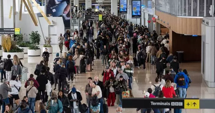 Missed paychecks and airport delays: Pressure mounts on Congress to end the funding shutdown