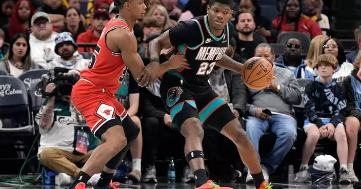 Cedic Coward scores 24 points, including key late free throws, as Grizzlies defeat Bulls 125-124