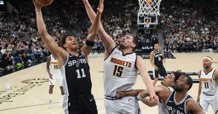 Jokic, Murray rally Nuggets from 20-point deficit to beat Spurs 136-131 in Wembanyama’s absence