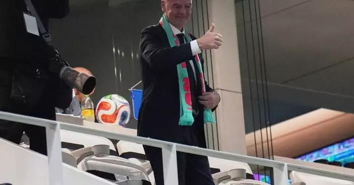 Sheinbaum meets FIFA's Infantino to review Mexico's 2026 World Cup preparations