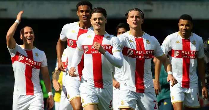 Vitinha and Ostigard score as Genoa beats Verona 2-0 in Serie A