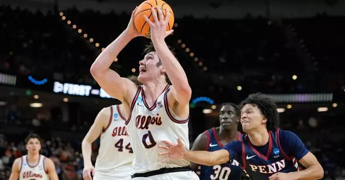 David Mirkovic has 29 points and 17 rebounds to lead No. 3 Illinois to 105-70 rout of No. 14 Penn