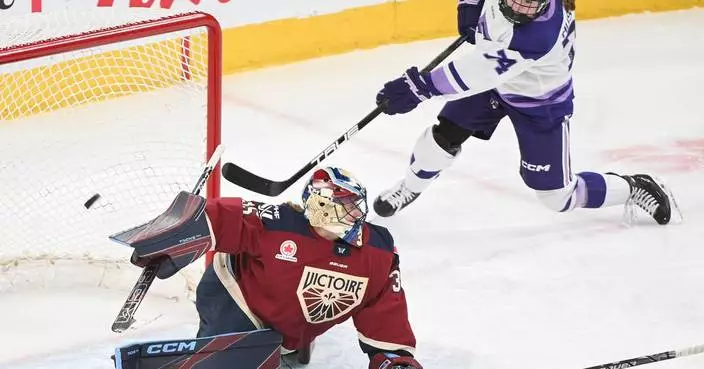 Ann-Renée Desbiens makes 17 saves, Victoire beat Frost 4-0 to take PWHL lead