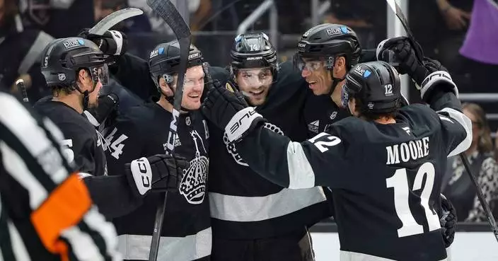 Forsberg makes 29 saves, the Kings beat the Flames 2-0 to end a 5-game losing streak
