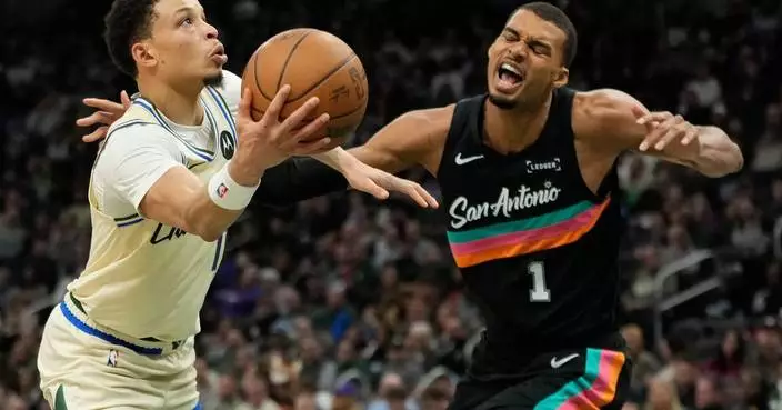 Stephon Castle gets triple-double as Spurs trounce Bucks 127-95 for eighth straight win