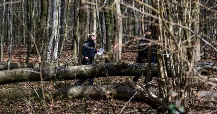3 killed as high winds topple a tree on an Easter egg hunt in Germany