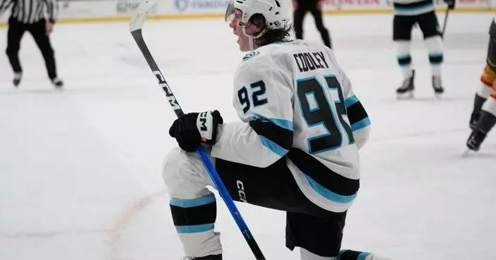 Golden Knights rally past Mammoth 4-2 in Game 1 as Nic Dowd nets the winner