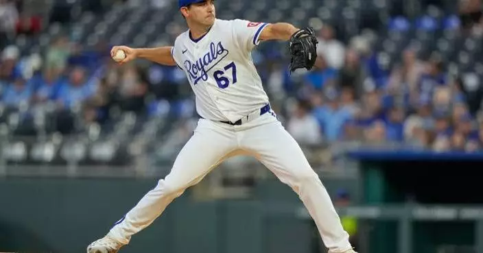 Anthony Kay earns first MLB win since 2021 as White Sox shut out Royals 2-0