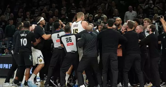 Jaden McDaniels angers the Nuggets again with a late layup that triggers shoving from Jokic