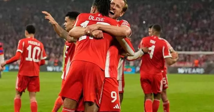 Bayern aims to wrap up Bundesliga title while Union’s female coach makes history