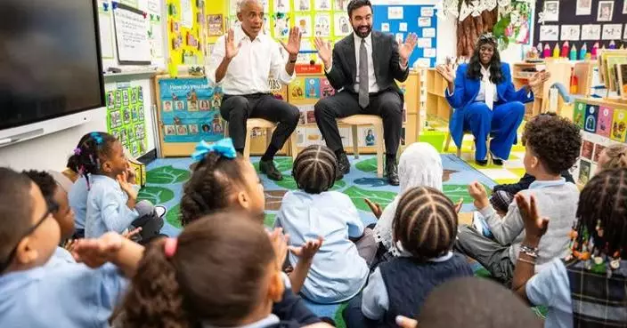 Obama meets Mamdani in New York City before reading to preschoolers