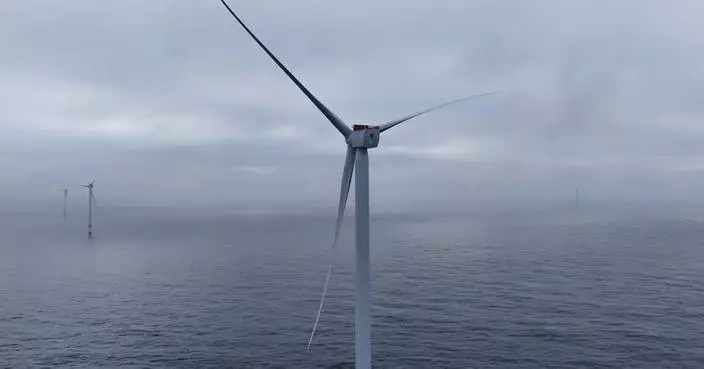 Democrats investigate as Trump OKs almost $2 billion in taxpayer money to end offshore wind projects