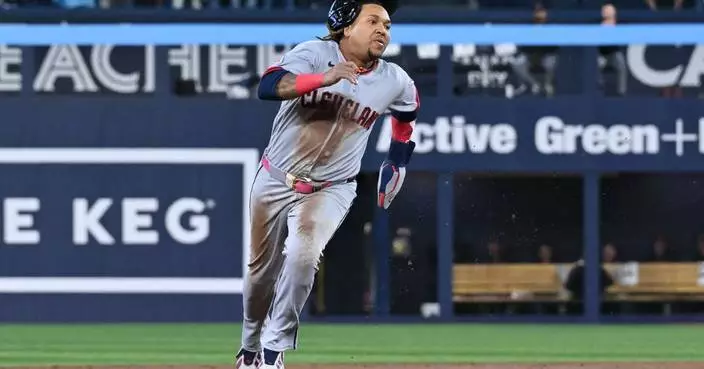 Martínez hits 2 homers as Guardians beat Blue Jays