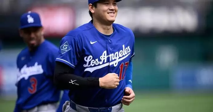 Shohei Ohtani hits a 3-run homer to drive in his 1st runs of the season