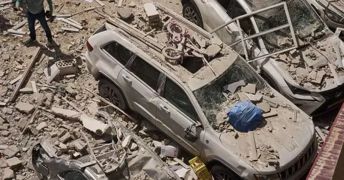 Iran urges youths to protect power plants and Saudi Arabia closes bridge as Trump’s deadline nears