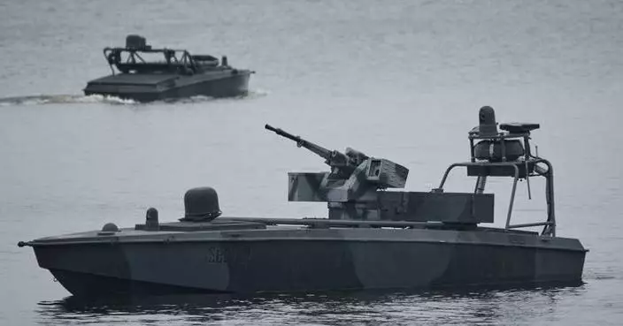 Ukrainian forces operating in Libya have attacked a Russian tanker, officials say