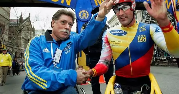 Bob Hall, the father of wheelchair racing and a 2-time winner of the Boston Marathon, dead at 74