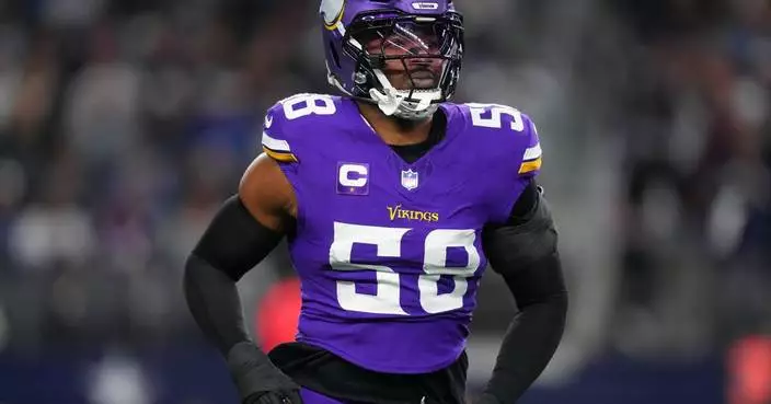Vikings trade edge rusher Jonathan Greenard to the Eagles for a pair of 3rd-round draft picks