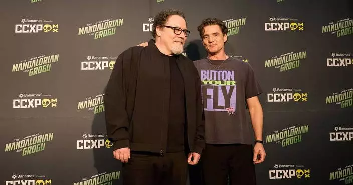 Pedro Pascal is moved to tears on his second visit to CCXP Mexico pop culture convention