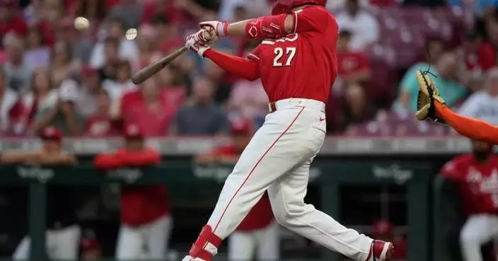 Stewart and Steer go deep, Reds beat Giants