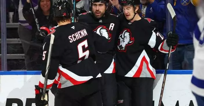 Zucker scores go-ahead goal and Sabres beat Lightning 4-2 in showdown of Atlantic Division Leaders