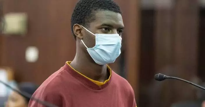 Brooklyn activist pleads guilty to setting fire to 11 NYPD vehicles