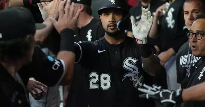 White Sox right fielder Pereira leaves game against Angels with right shoulder soreness
