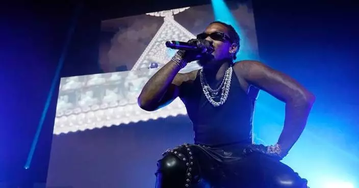 FBI says suspects tried to rob Offset outside a Florida casino when he was shot in the leg