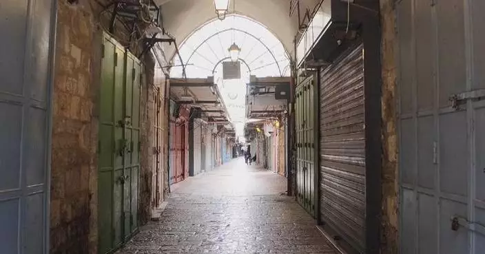 War empties streets in Old City of Jerusalem