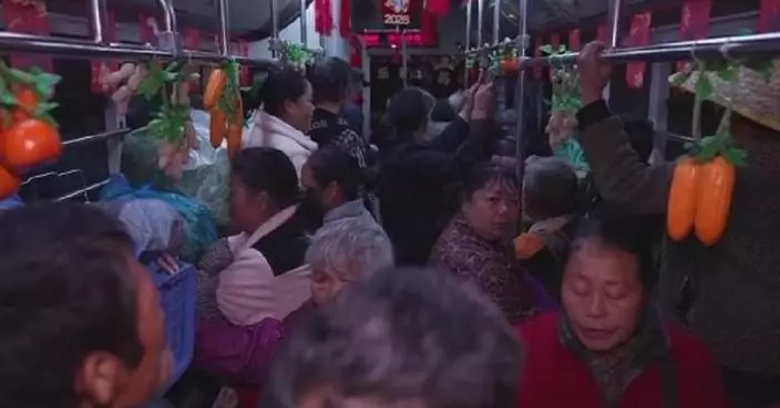 Special bus lines help villagers sell agricultural products in southwest China city