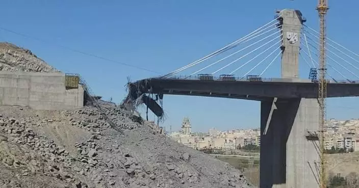 8 killed, 95 wounded in US-Israeli attacks on Iran bridge