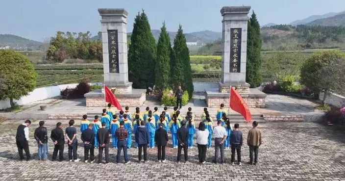 China honors revolutionary martyrs with nationwide Qingming commemorations