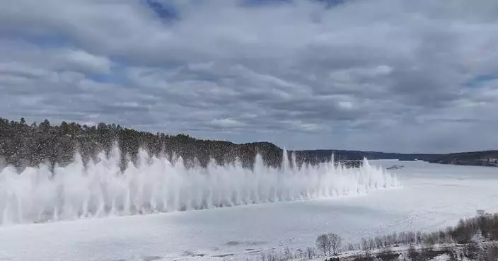 Controlled explosions conducted on Heilongjiang River to prevent ice-jam floods