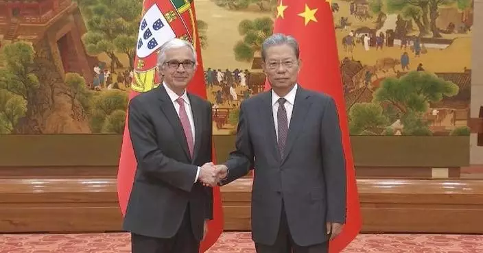 China’s top legislator holds talks with Portuguese parliament speaker