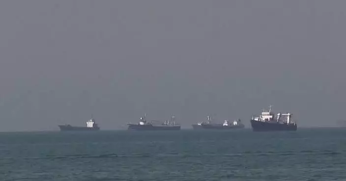 U.S. claims no vessels breach Iran blockade as Tehran threatens to close key waterways