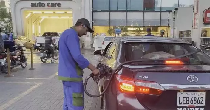 Fuel hikes, power cuts put strain on Pakistanis