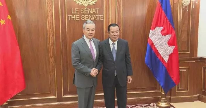 Cambodia's acting head of state meets Chinese foreign minister