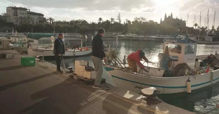 Soaring fuel costs from Iran war squeeze fishermen's profits in Spain