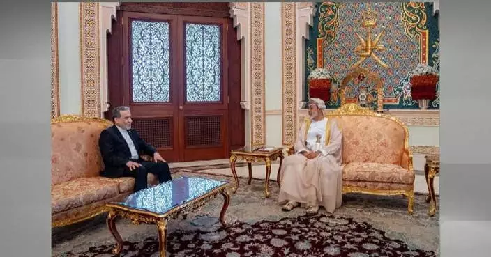 Oman's Sultan meets visiting Iranian FM