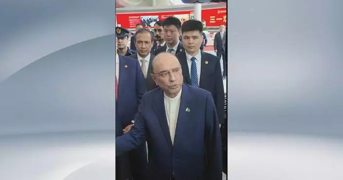 Pakistani president awed by China’s high-tech gears