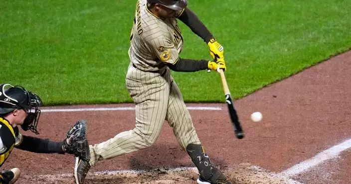 Padres blank Pirates 5-0 for 3rd straight victory, ending Pittsburgh’s 5-game win streak