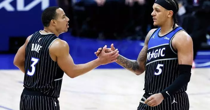 Road teams pushing back in early days of NBA playoffs, stealing away the home-court advantages